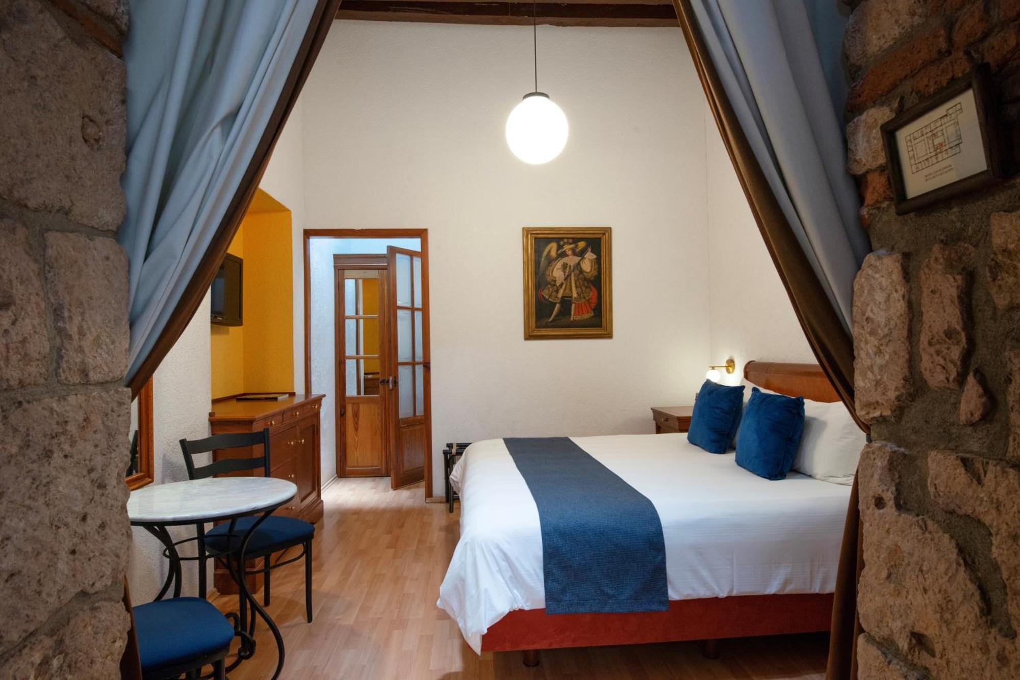 Hotel Los Juaninos Morelia Bagian luar foto