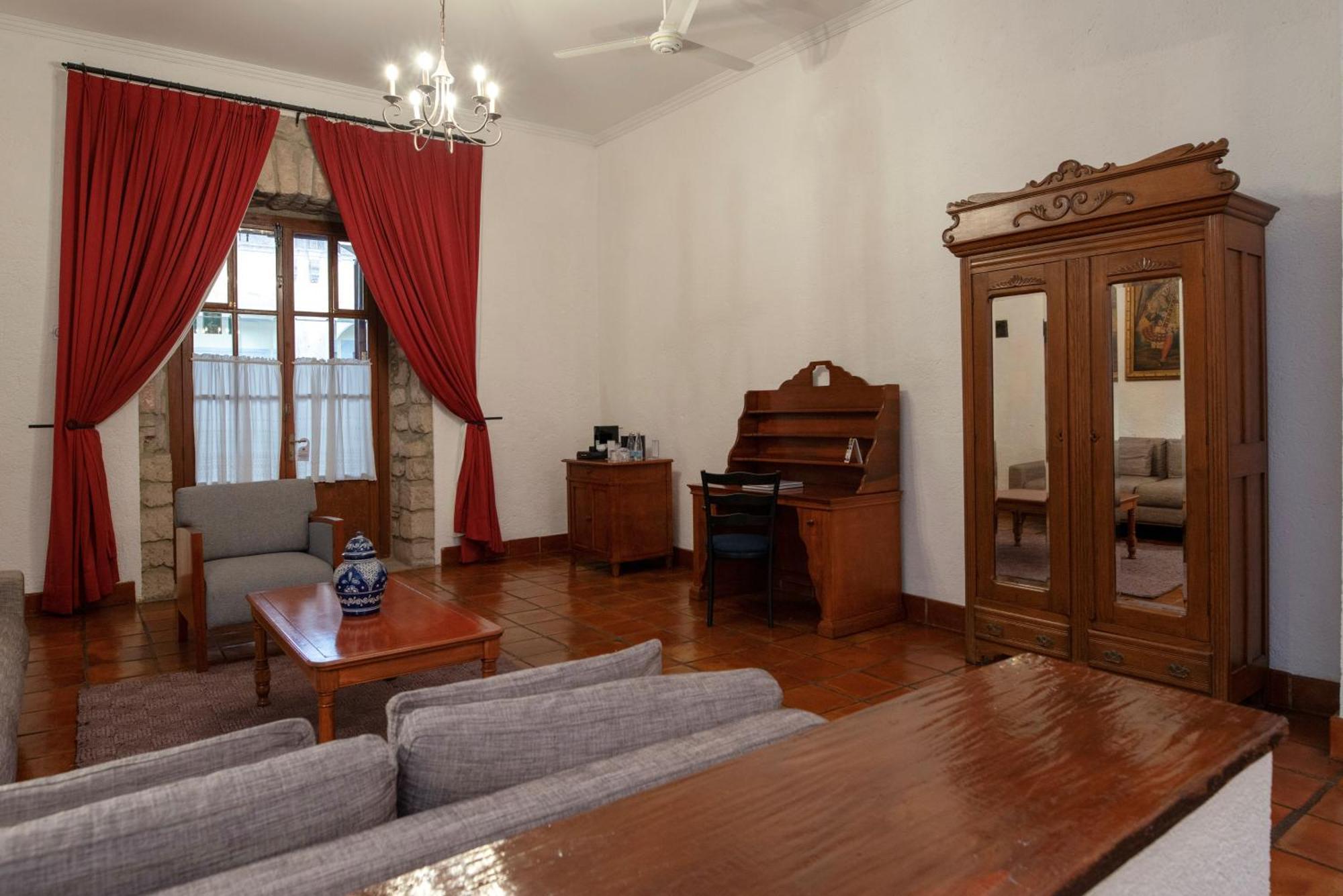 Hotel Los Juaninos Morelia Bagian luar foto